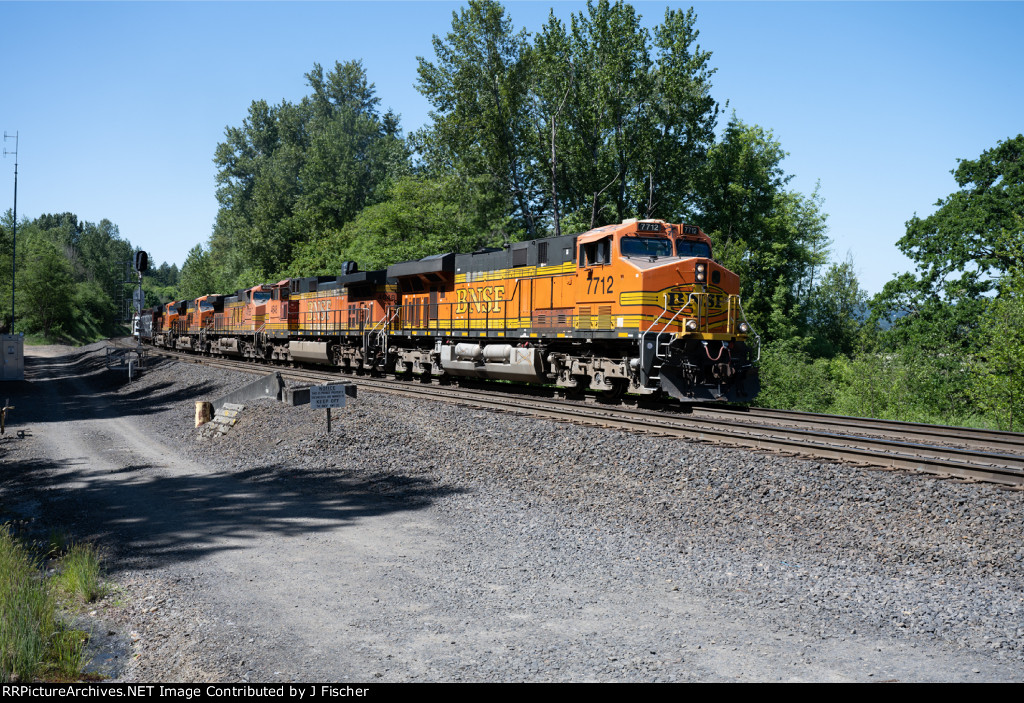 BNSF 7712